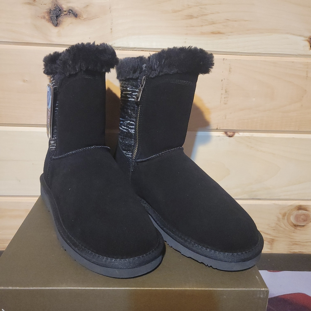 Lamo 7 NWB Black Suede Winter Boots